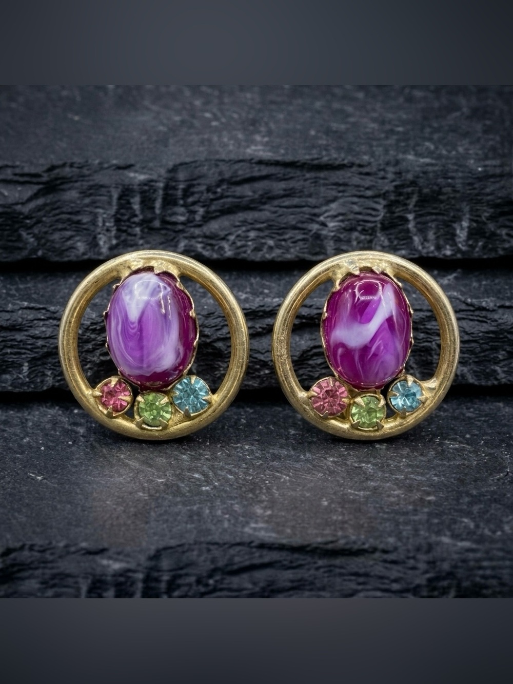 Vintage 50s Purple Porphyry Glass Pastel Rhinestone Gold Tone Clip On Earrings